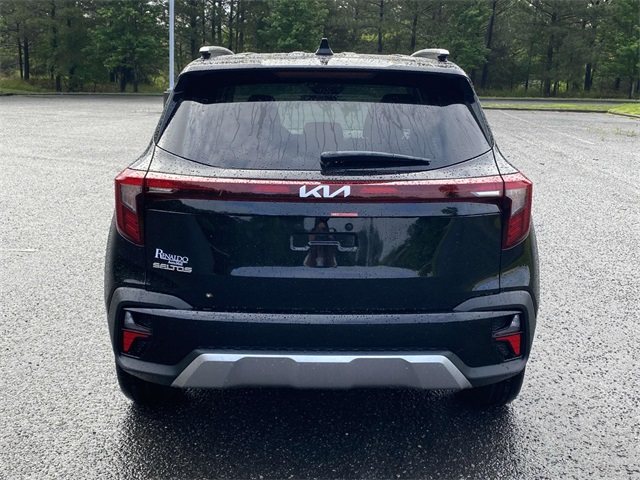 New 2025 Fusion Black Kia S image 4
