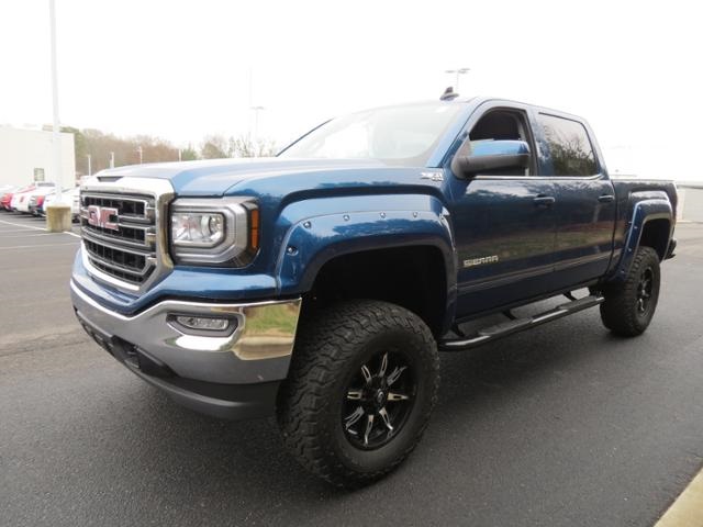 Pre-Owned 2018 GMC Sierra 1500 SLE