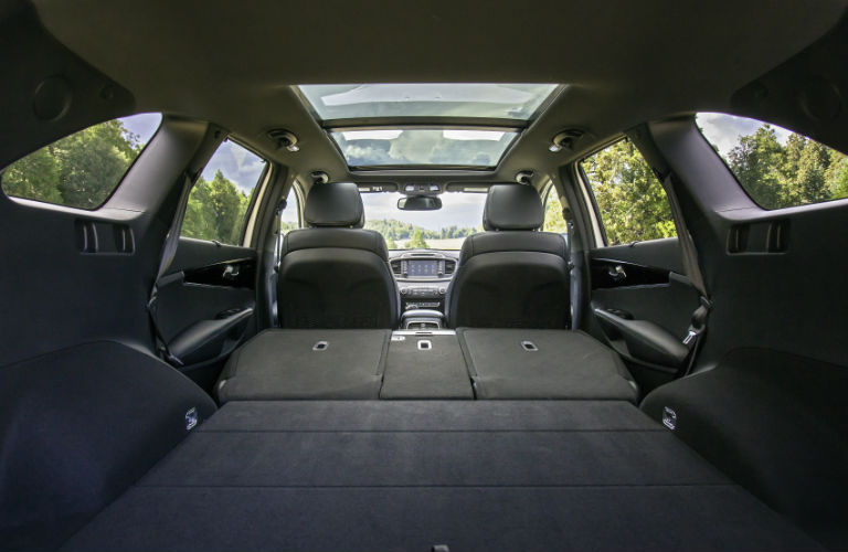 2016-kia-sorento-rear